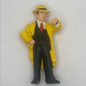 Disney Applause Dick Tracy vintage 4” PVC figure, portrayed by Warren Beatty.